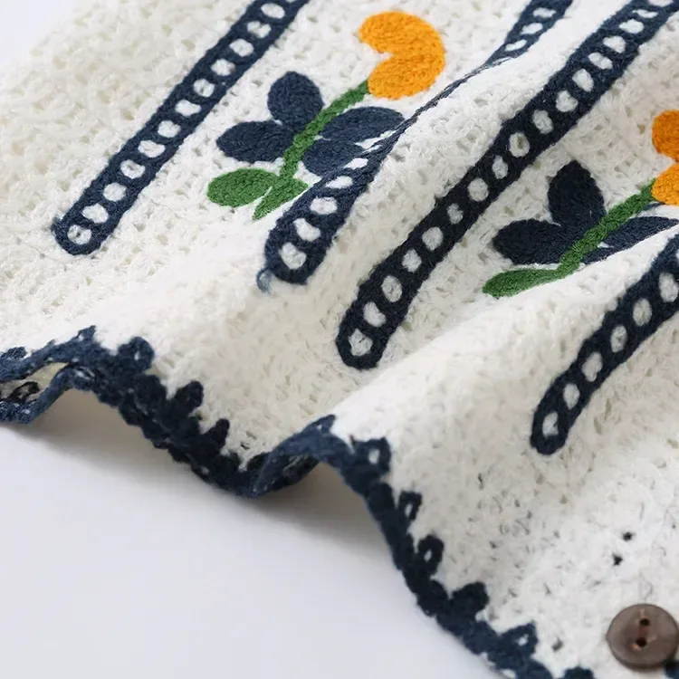Wholesale ivory floral stripe crochet-look vest for OEM and private label production 3