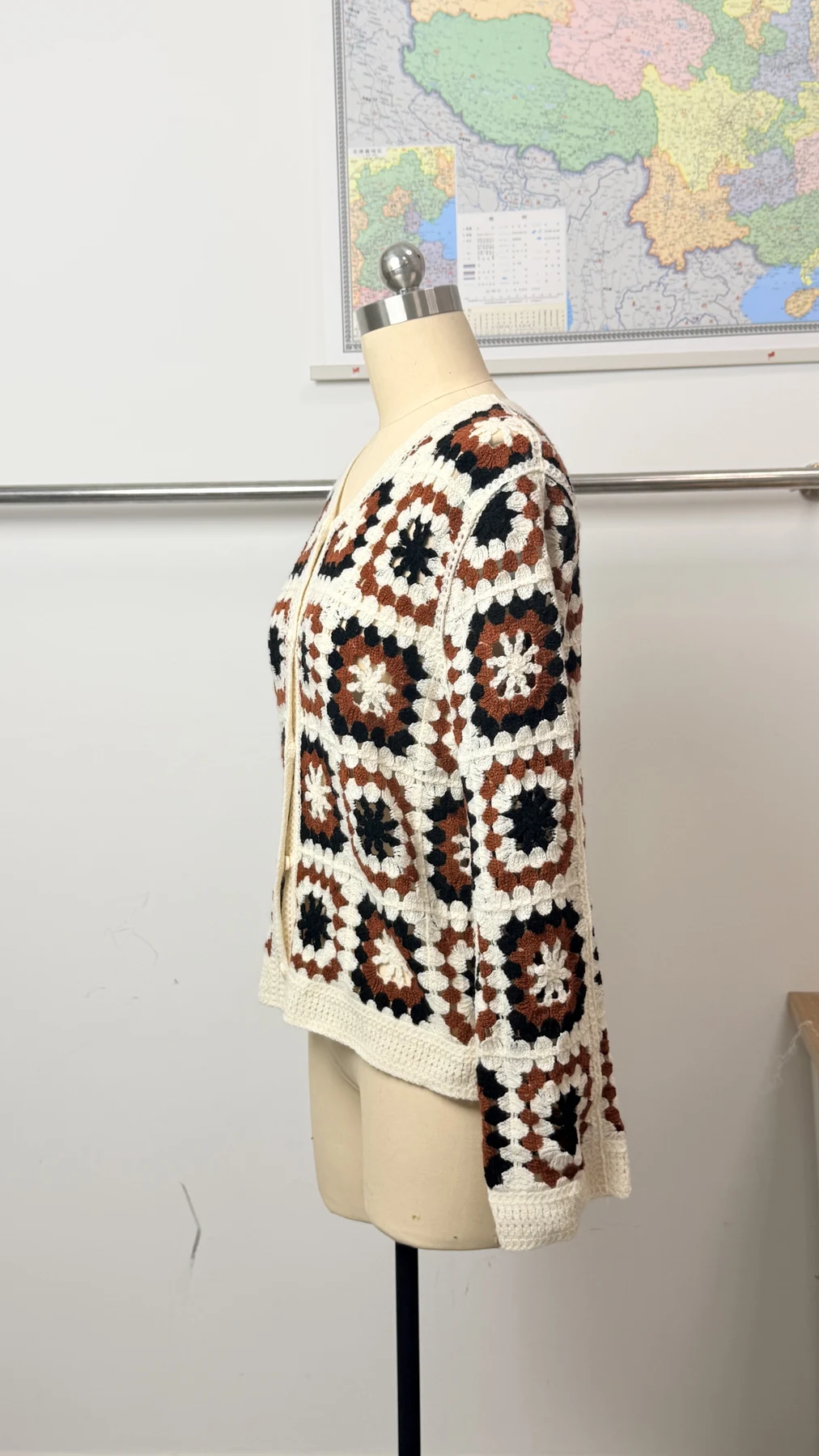 Wholesale Rust Black Granny Square Crochet-Look Sweater for OEM and private label production 4