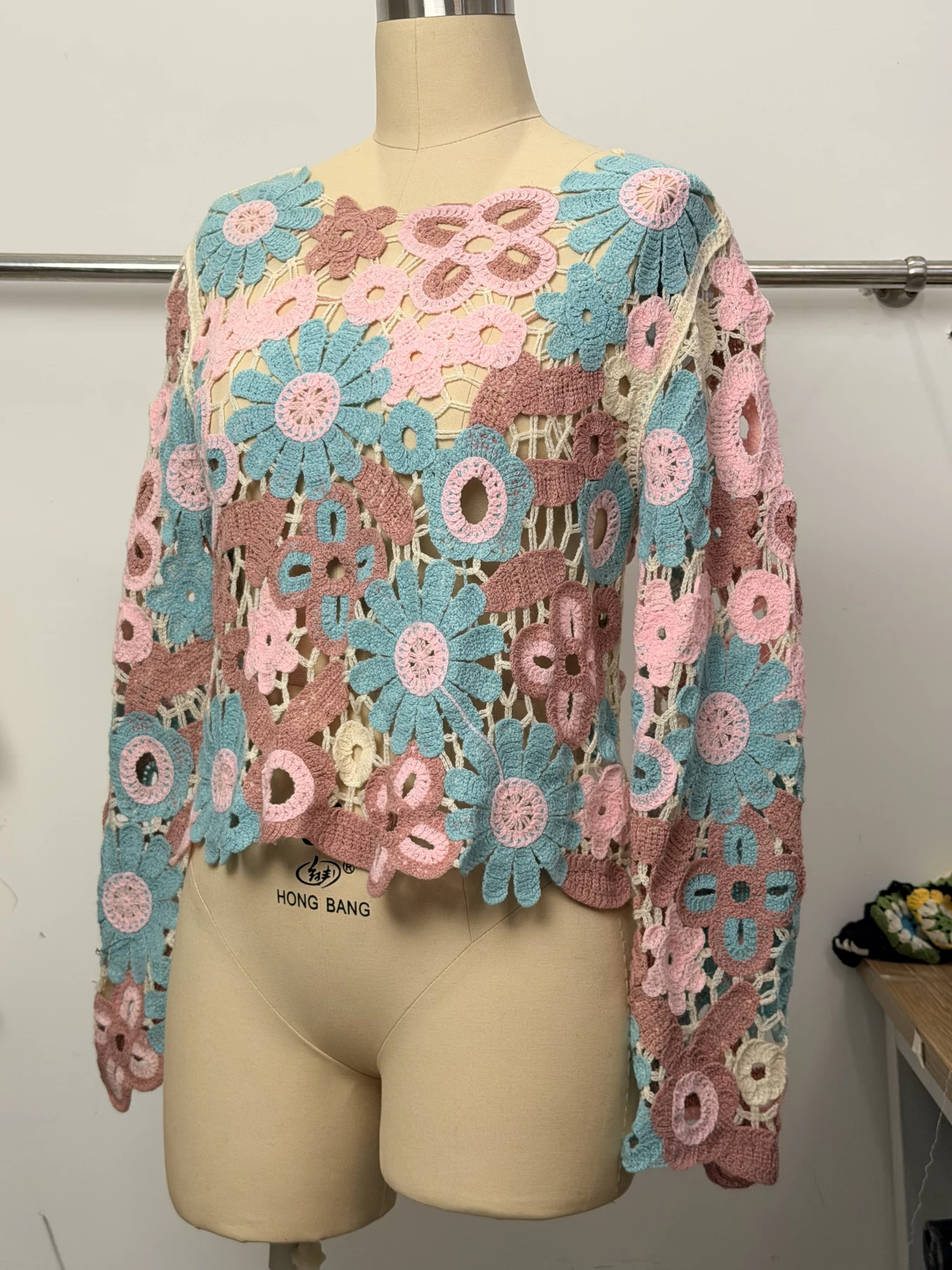 Wholesale Pastel Floral Crochet-Look Pullover for OEM and private label production 3