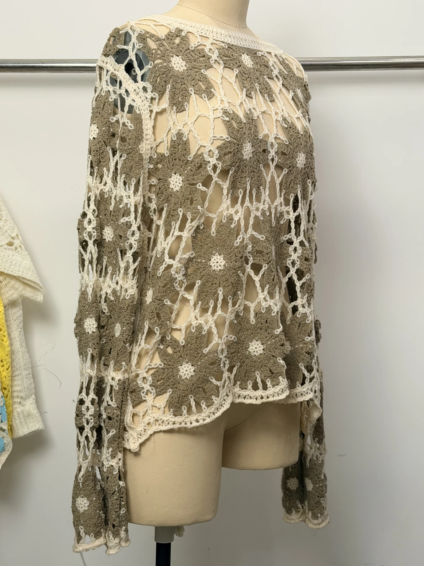 Wholesale Taupe Floral Crochet-Look Poncho Top for OEM and private label production 4