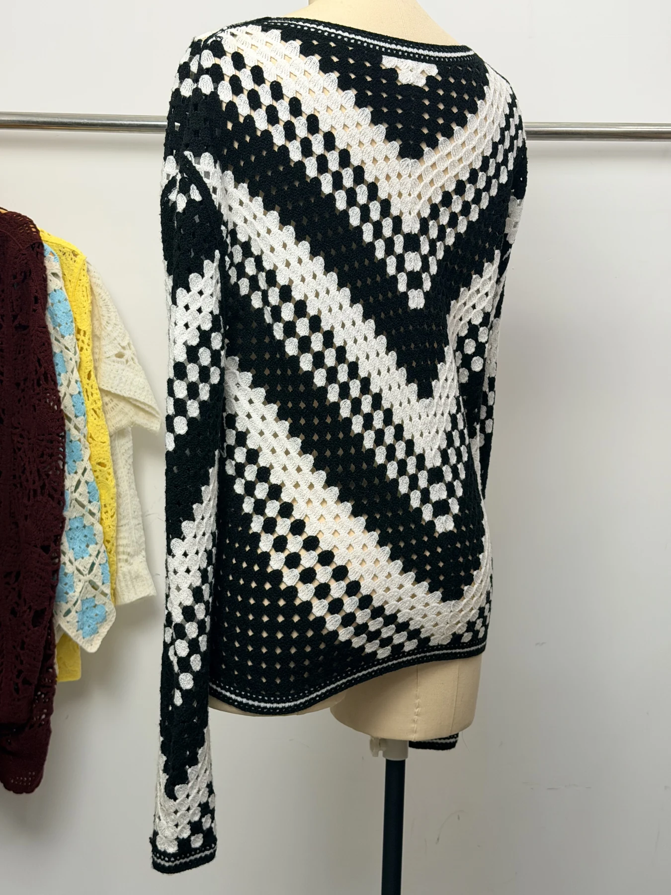 Wholesale Black Ivory Chevron Crochet-Look Poncho Sweater for OEM and private label production 6