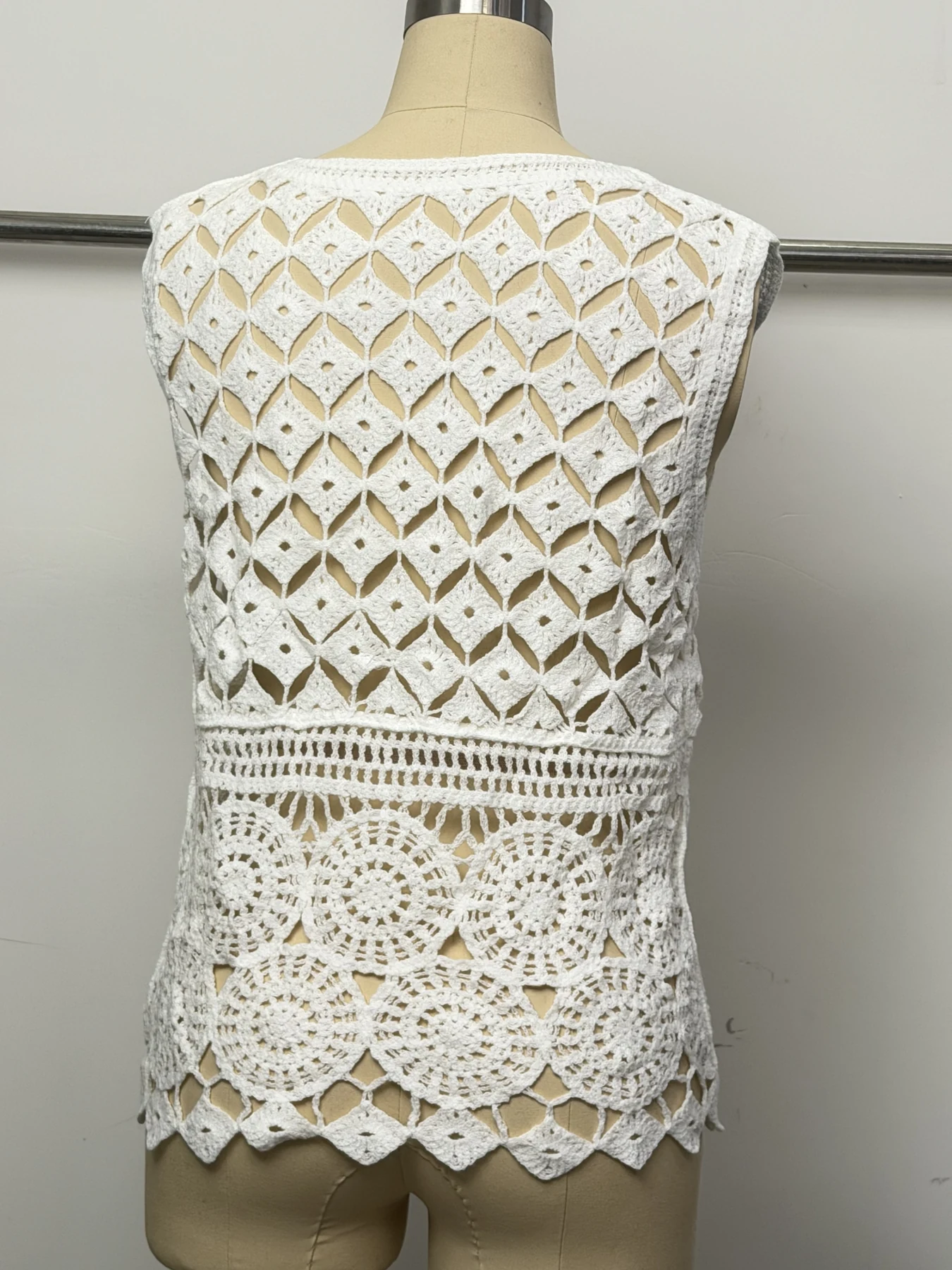 Wholesale Ivory Geometric Crochet-Look Sleeveless Top for OEM and private label production 4