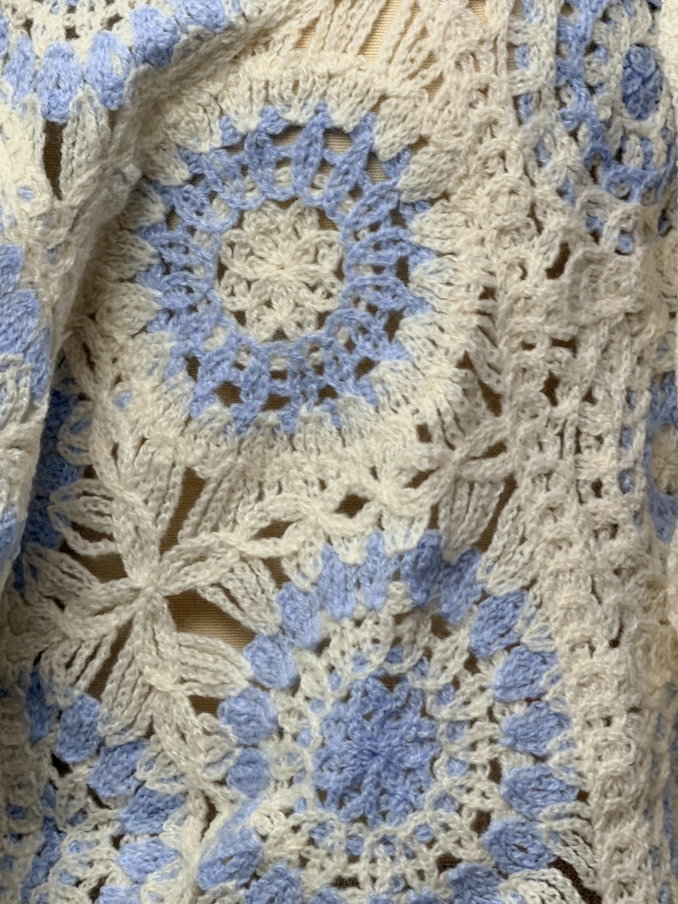 Wholesale Blue Ivory Paisley Crochet-Look Cardigan for OEM and private label production 4