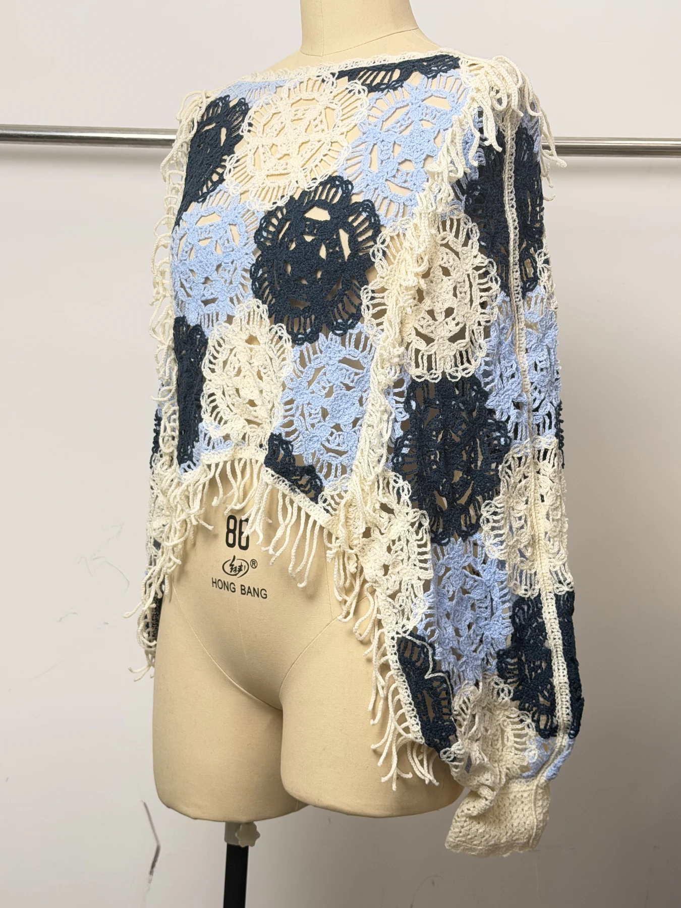 Wholesale Blue Ivory Floral Fringe Crochet-Look Vest for OEM and private label production 2