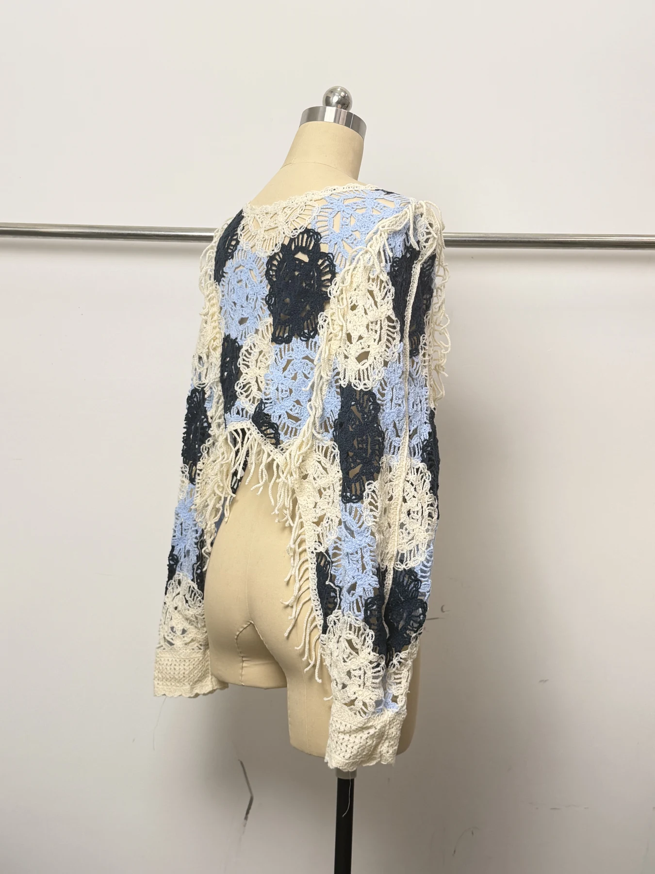 Wholesale Blue Ivory Floral Fringe Crochet-Look Vest for OEM and private label production 5