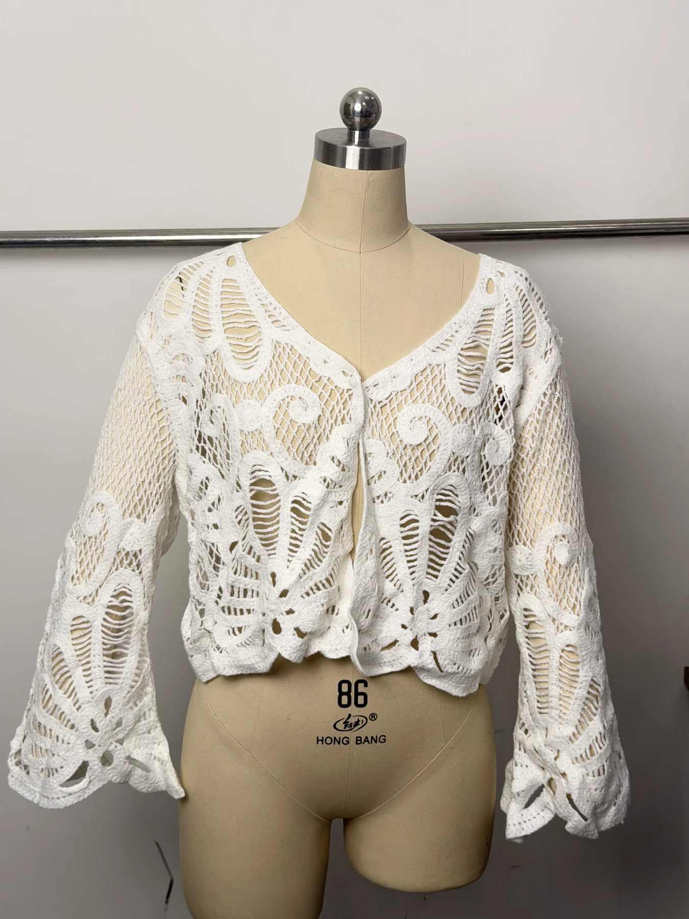 Wholesale Ivory Floral Tie-Front Crochet-Look Blouse for OEM and private label production
