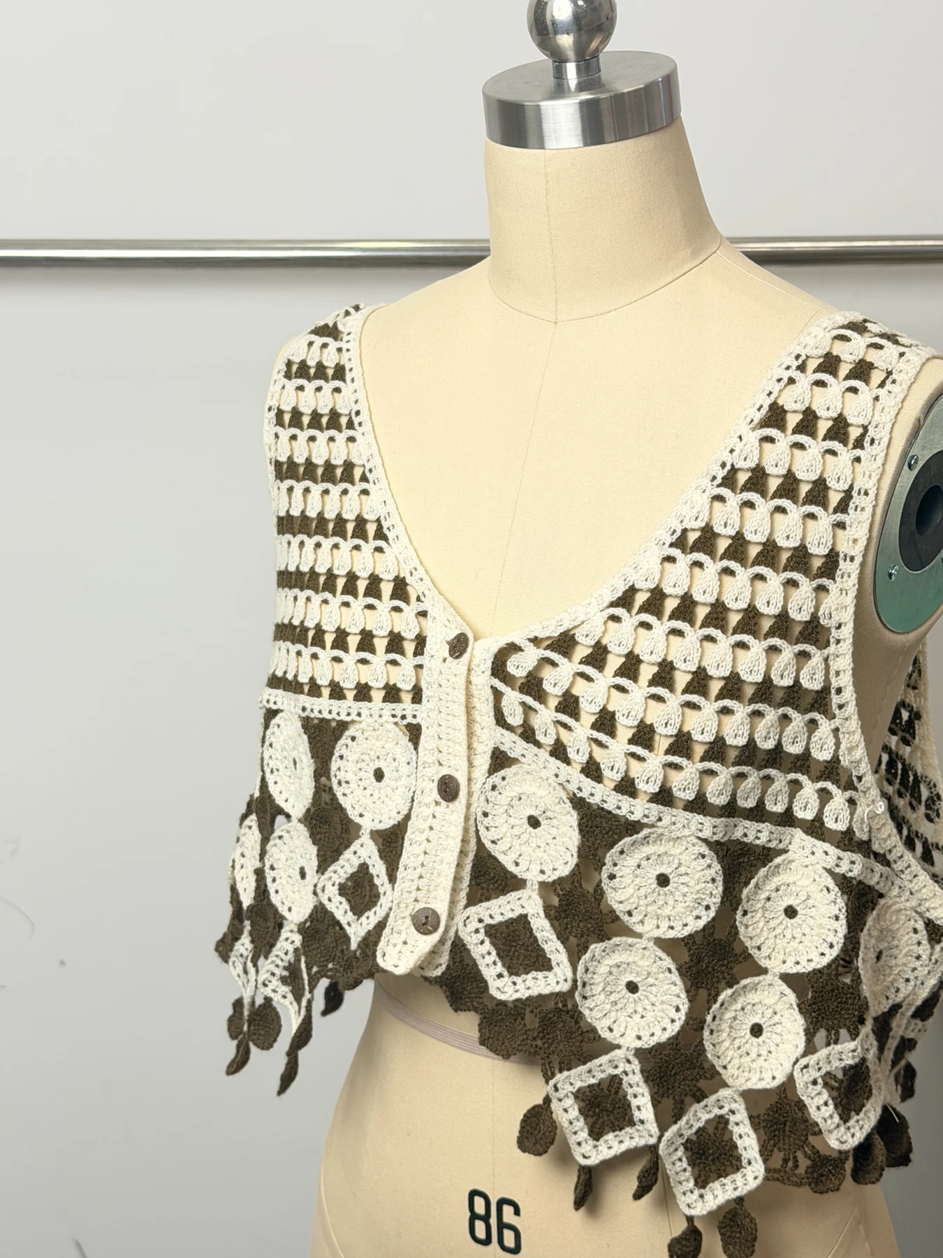 Wholesale Black Ivory Diamond Fringe Crochet-Look Vest for OEM and private label production 5